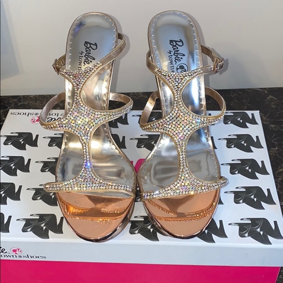 BARBIE for TOWN SHOES size 38/7.5 NIB - Picture 3 of 7